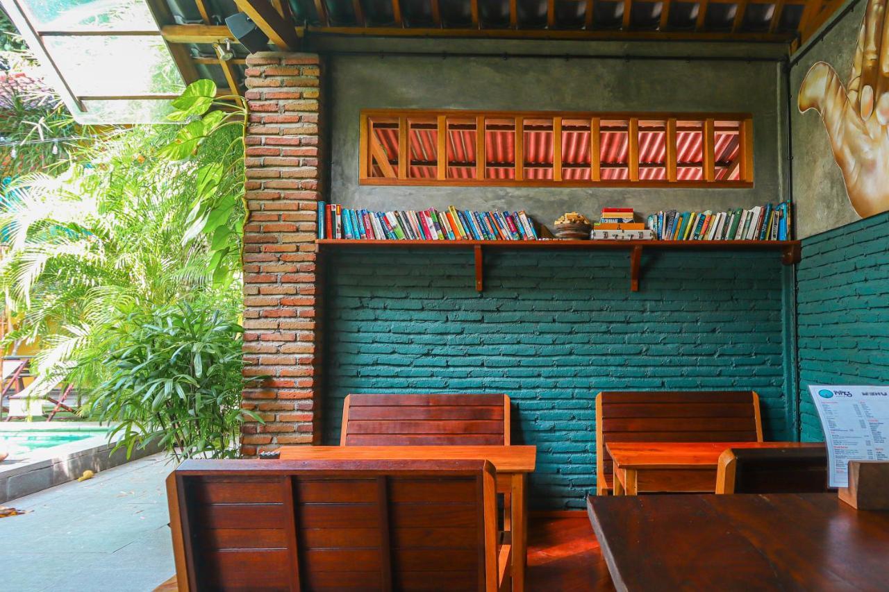 Pipes Hostel Kuta  Экстерьер фото